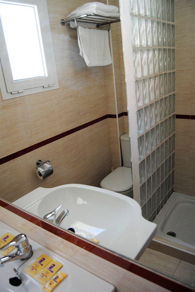 Anoreta Suites Rincon de la Victoria Ngoại thất bức ảnh