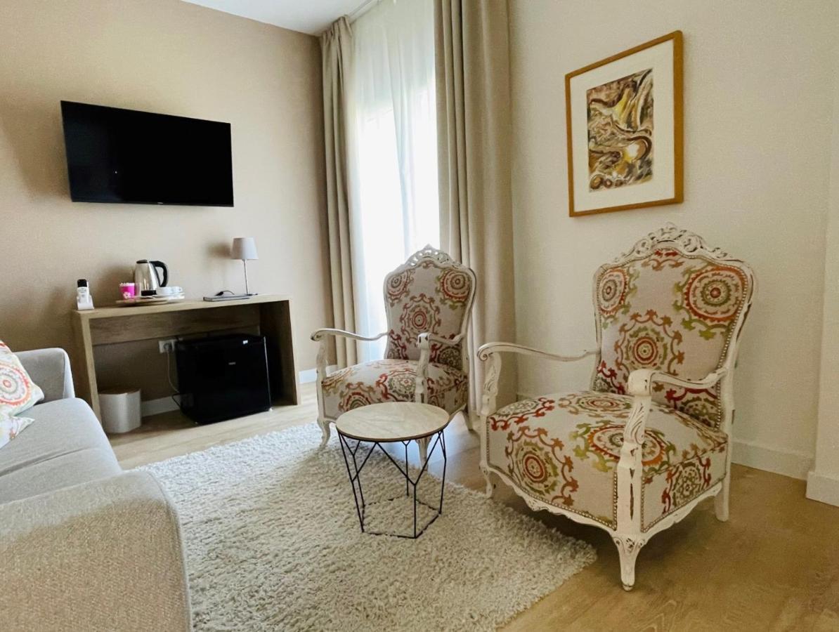 Anoreta Suites Rincon de la Victoria Ngoại thất bức ảnh